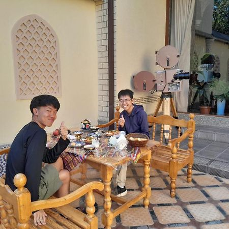 Turkistan Hotel Kogon Bagian luar foto